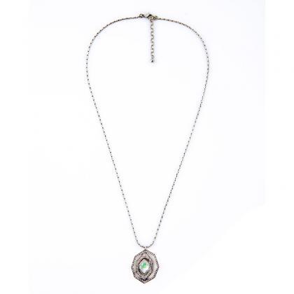 Colorful Imitation Gemstone Pendant Necklace..